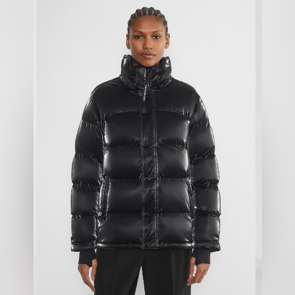 Aritzia NWT Super Puff “Liquid Shine” Jacket - Premium Down